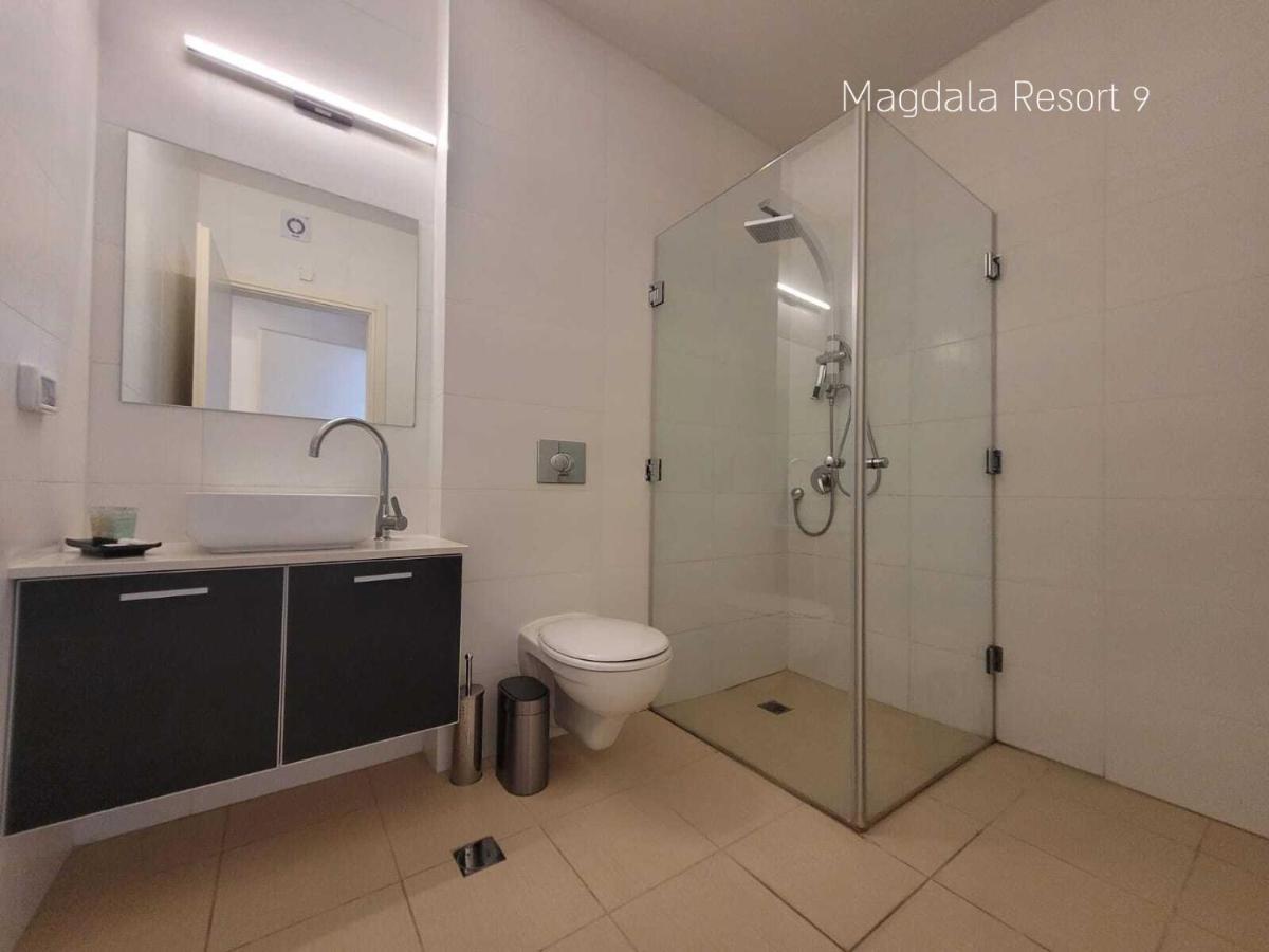 Yalarent Magdala Resort- Luxury Suites With Pool Or Jacuzzi With Sea View 马格达拉 外观 照片