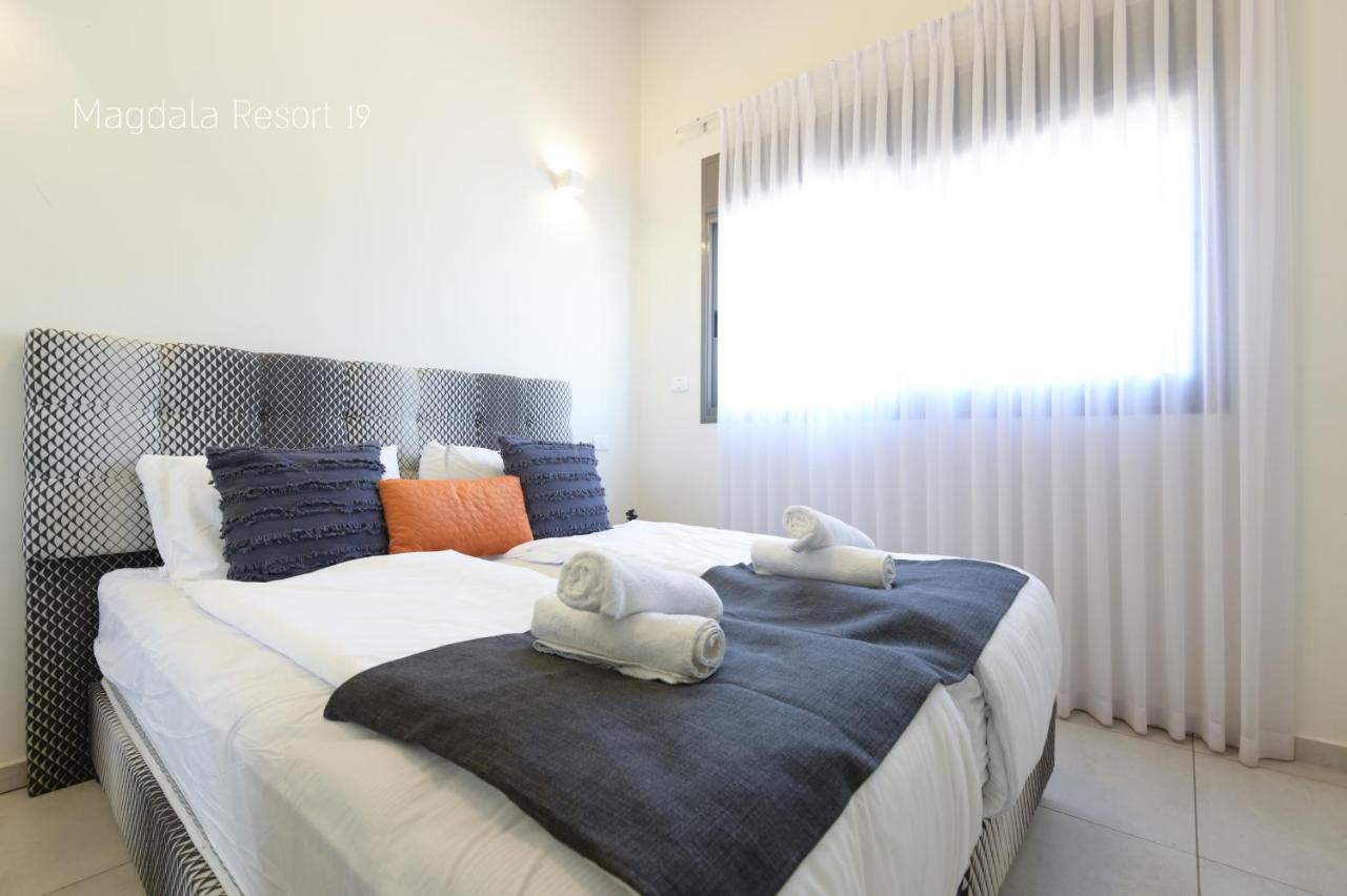 Yalarent Magdala Resort- Luxury Suites With Pool Or Jacuzzi With Sea View 马格达拉 外观 照片