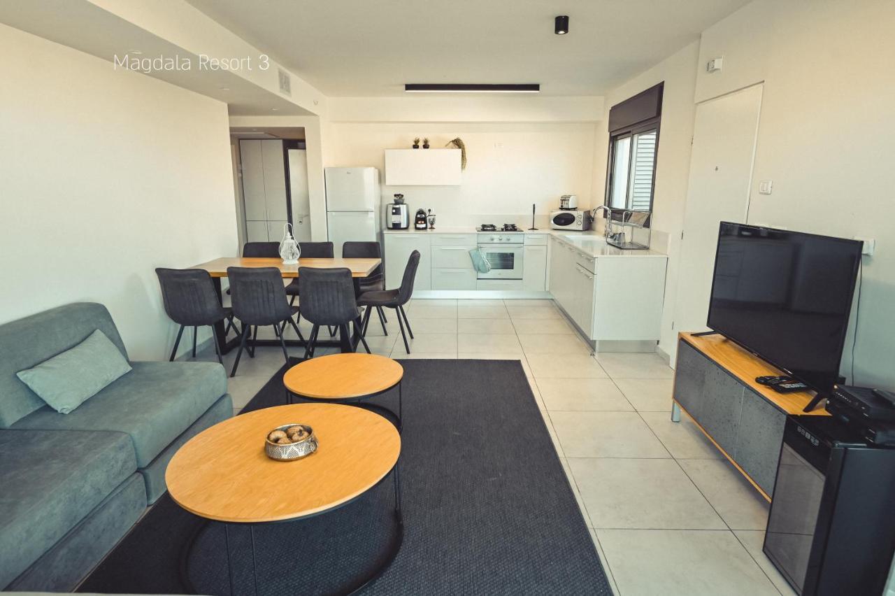 Yalarent Magdala Resort- Luxury Suites With Pool Or Jacuzzi With Sea View 马格达拉 外观 照片