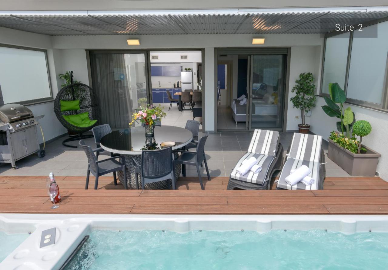 Yalarent Magdala Resort- Luxury Suites With Pool Or Jacuzzi With Sea View 马格达拉 外观 照片