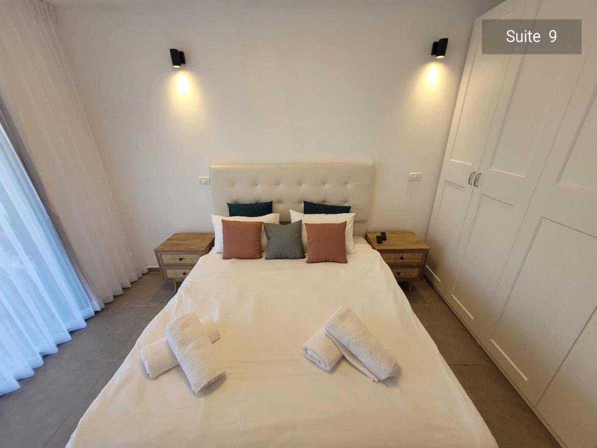 Yalarent Magdala Resort- Luxury Suites With Pool Or Jacuzzi With Sea View 马格达拉 外观 照片